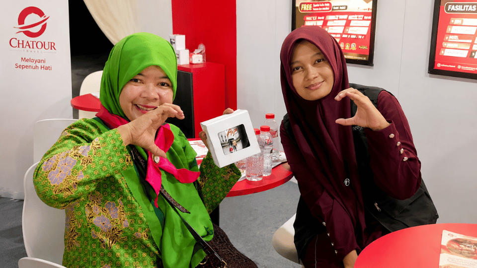 Booth Chatour Travel (2).png