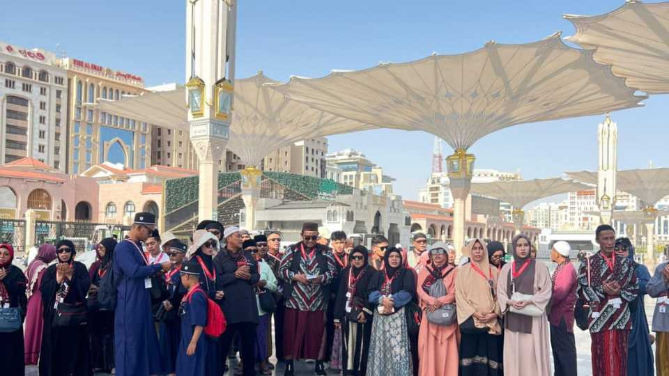 Menapaki Jejak Rasulullah SAW : Inilah Adab Penting dalam Ziarah Makam Nabi