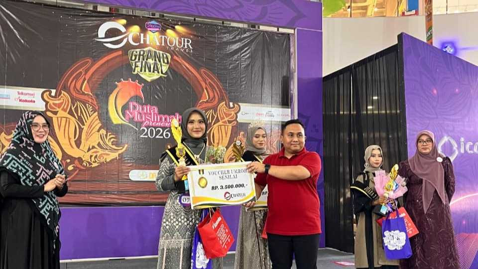 Warga Gresik Membludak di Duta Muslimah Preneur, Booth Chatour Travel Jadi Magnet!