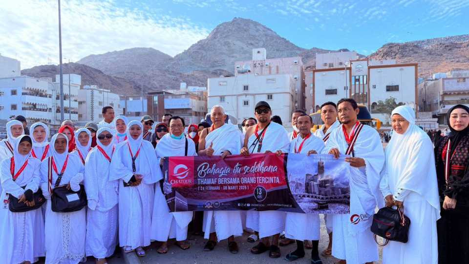 Umrah Bareng Keluarga Tiap Tahun, Memangnya Bisa? Begini caranya!