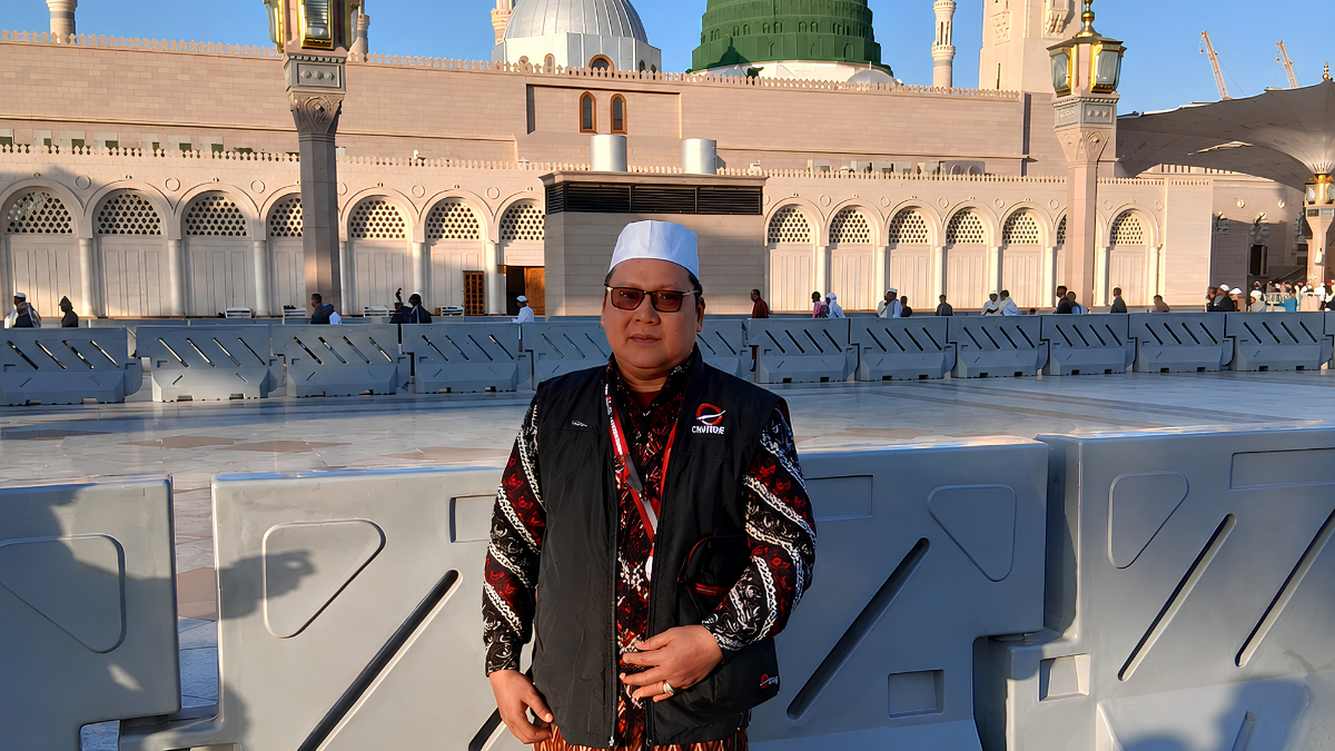 Kisah Agen Resmi Surabaya Wujudkan Impian Jamaah Bersama Chatour Travel