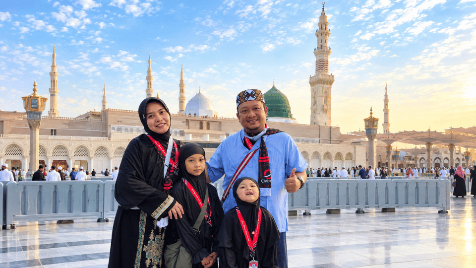 “Apakah Ibu Hamil Boleh Umroh?’